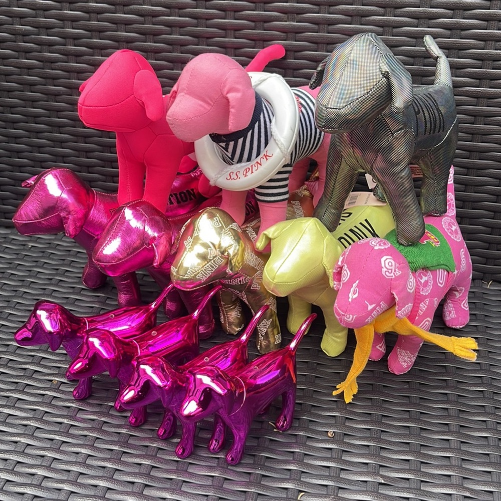 PINK VICTORIAS SECRET DOG DISPLAY STUFFED ANIMAL COLLECTION LIMITED EDITION RARE